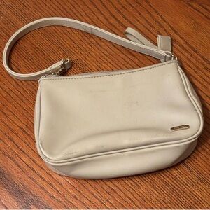 Nine West Off-White Wristlet Clutch